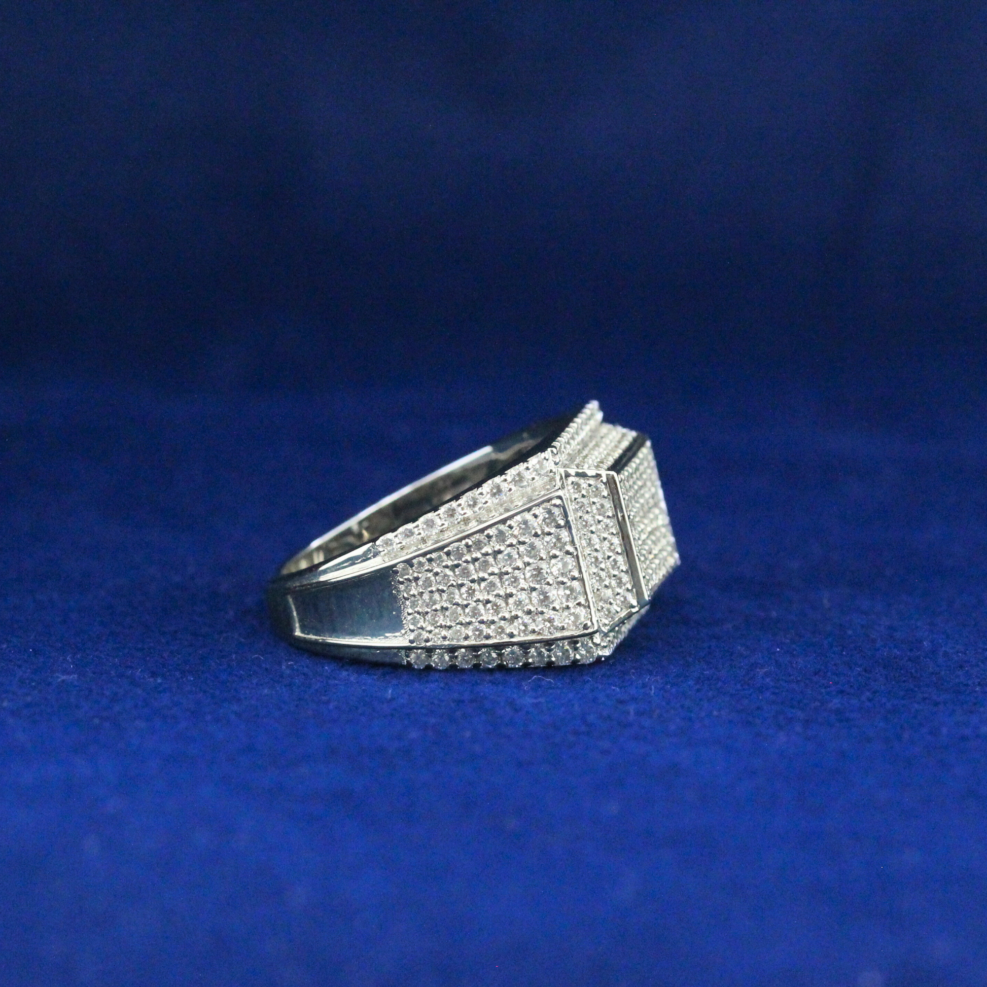 Right angle of square zirconia ring in 925 sterling silver, stylish and sleek fine jewelry.