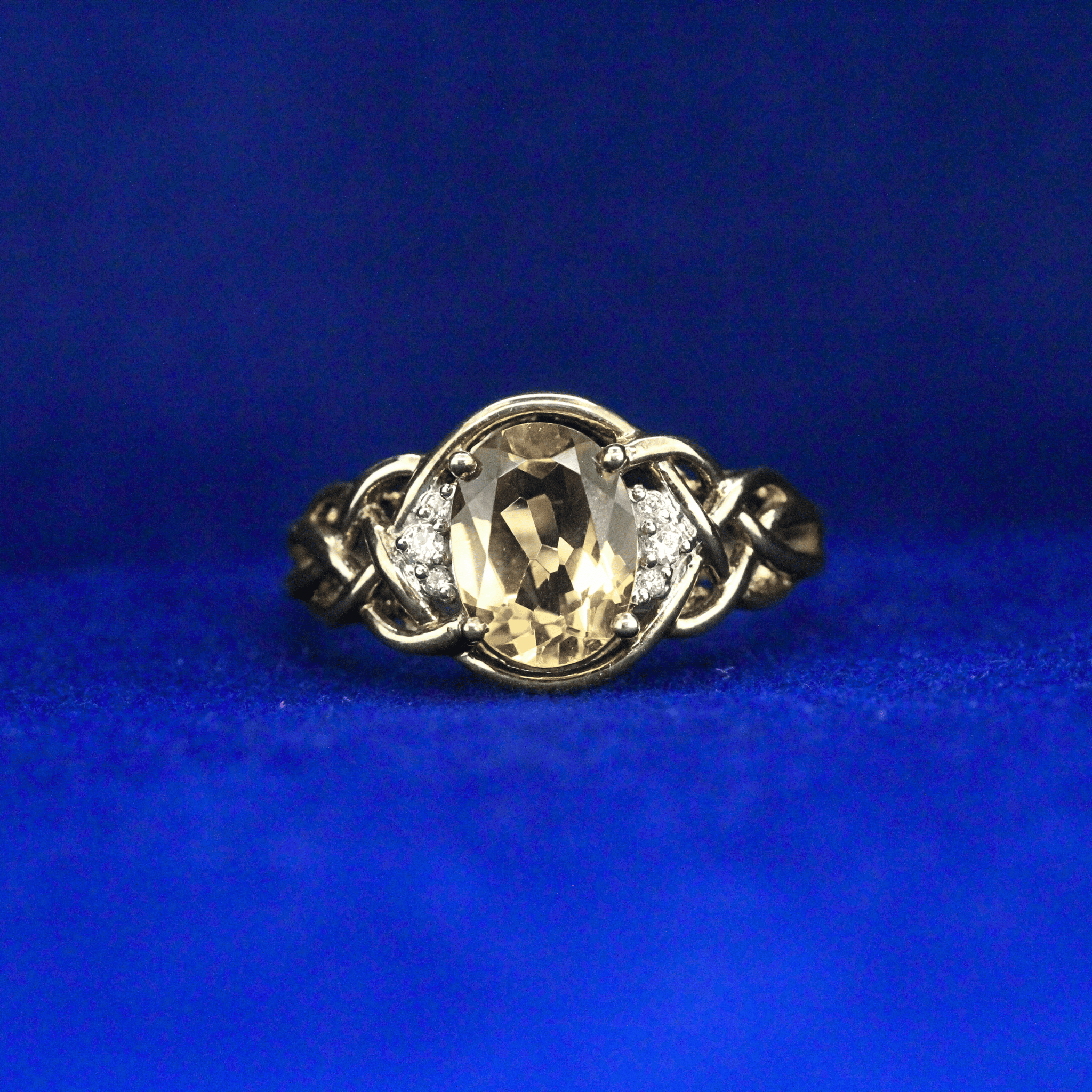 Front view of Oval Citrine Celtic Knot Ring – Fine jewelry

