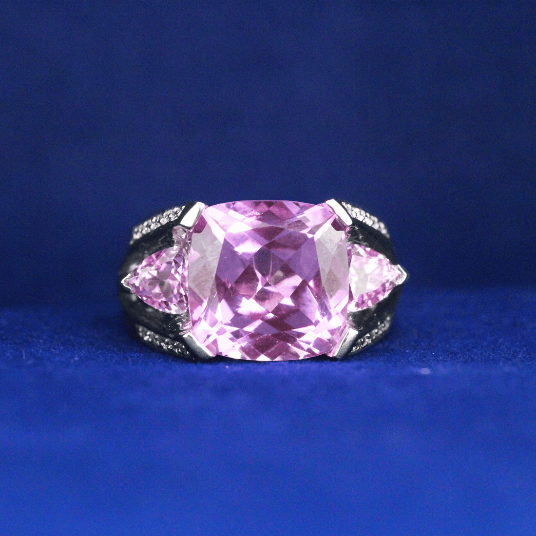 Front view of Pink Cushion Zirconia Ring – Fine jewelry

