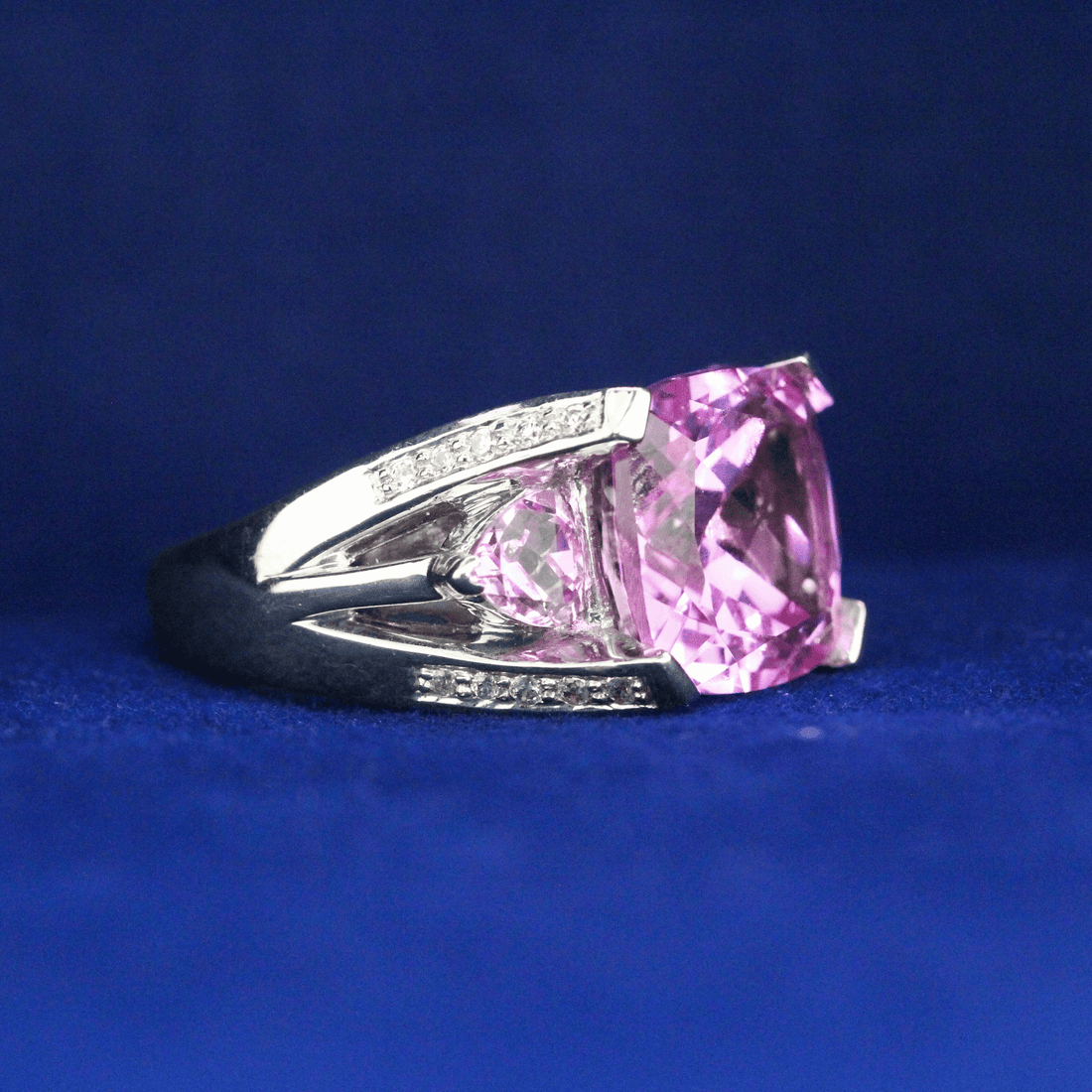Front view of Pink Cushion Zirconia Ring – Fine jewelry

