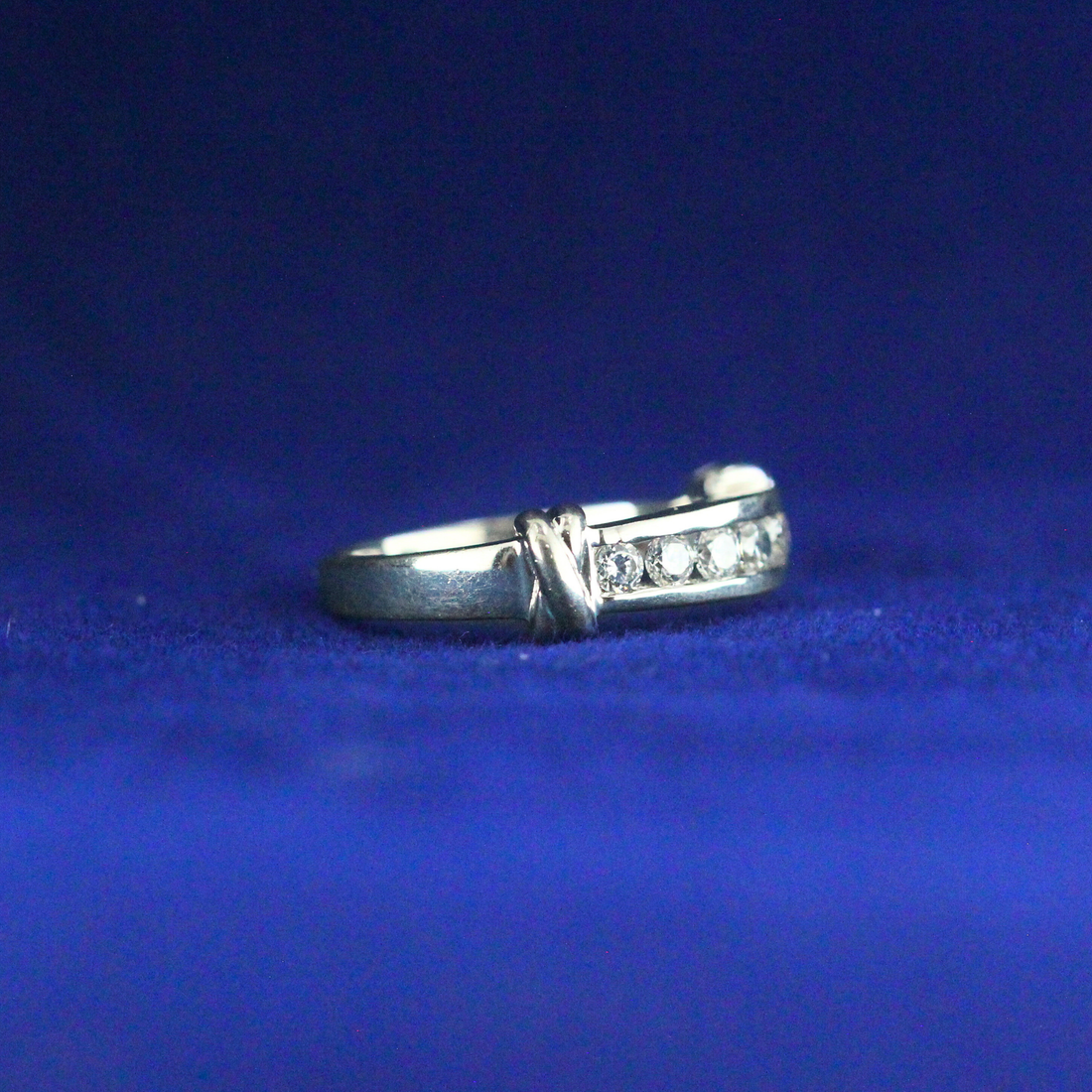 Front view of Vintage Diamond Wedding Band with Moissanite diamonds – Fine jewelry

